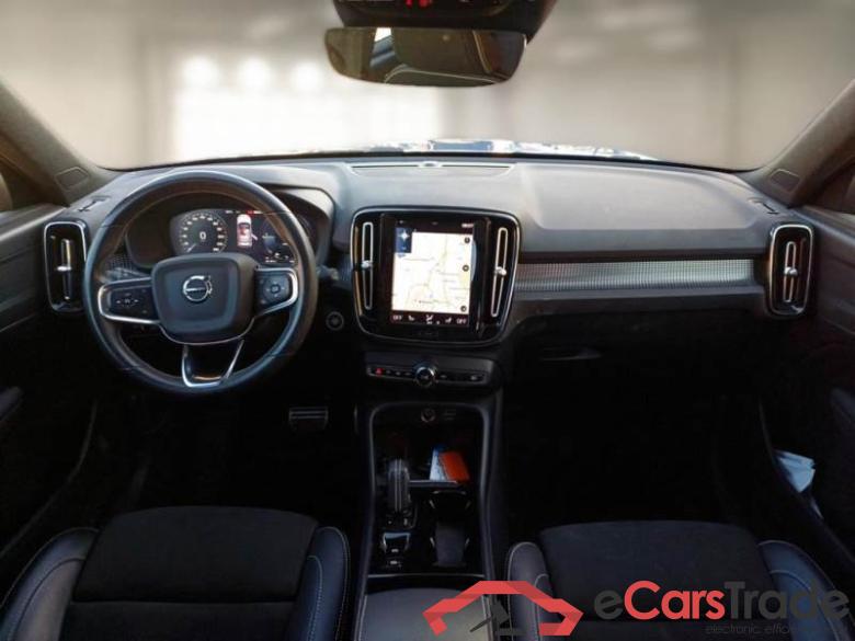 VOLVO XC40 / 2017 / 5P / SUV T4 PLUG-IN HYBRID AUTO RECHARGE R-DESIGN #3