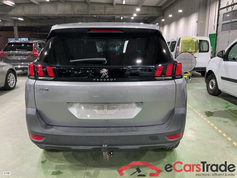 PEUGEOT 5008 1.2 PURETECH 130 AUTO ACTIVE #5