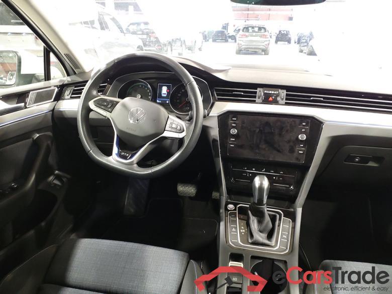 VOLKSWAGEN PASSAT VARIANT 1.4 TSI MSQ VARIANT GTE BUSINESS #6
