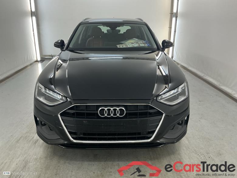 AUDI A4 2.0 30 TDI 100KW S TR ATTRACTION B.E. #2