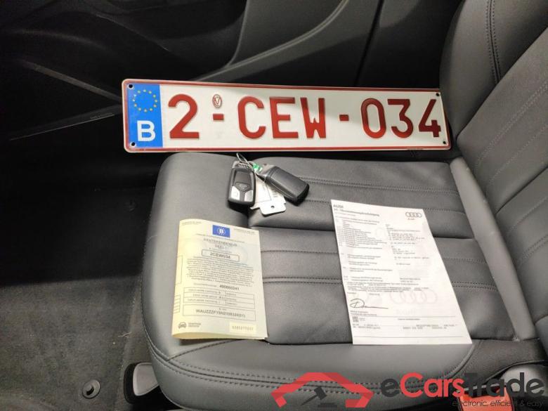 Audi Q5 Business Ed. Attraction 35 TDI S tronic 5d #4