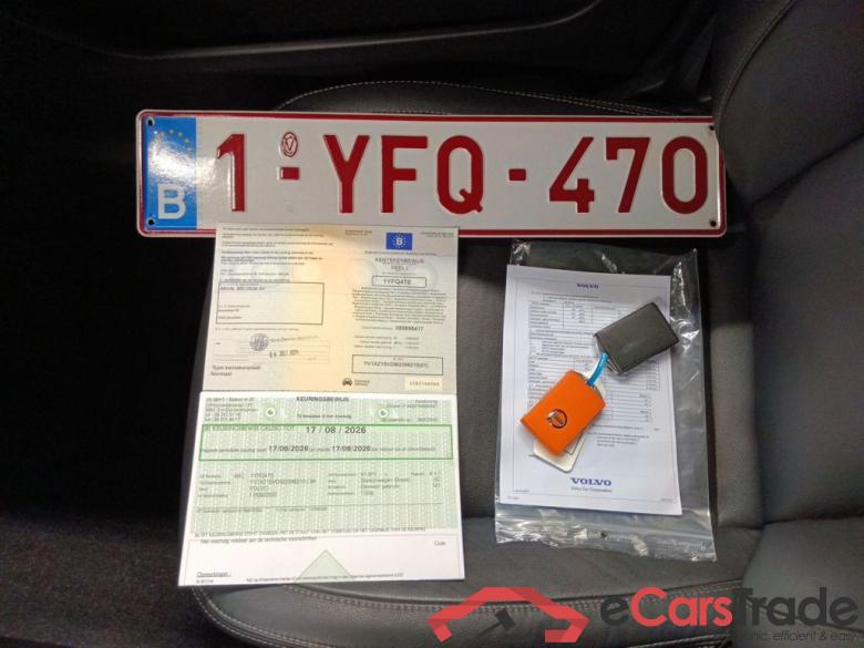 Volvo XC40 T3 Geartronic Momentum Pro 5d #4