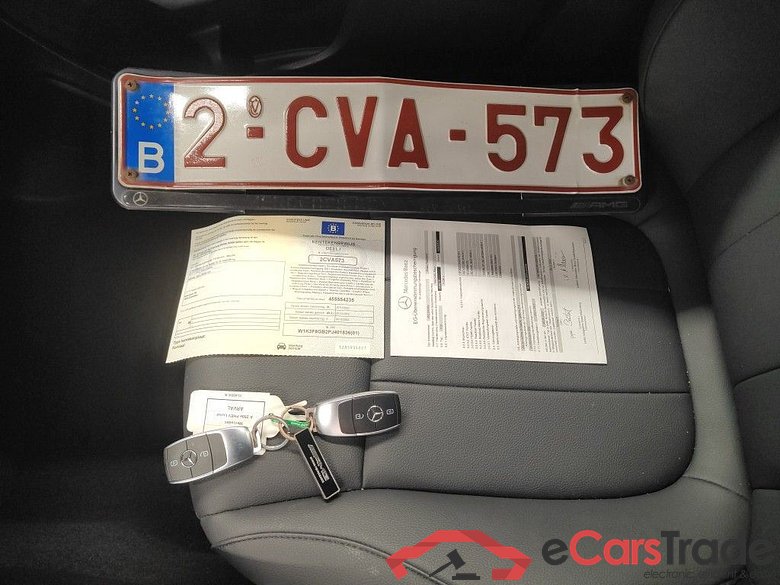 Mercedes-Benz A-Klasse A 250 e Luxury Line 5d #4