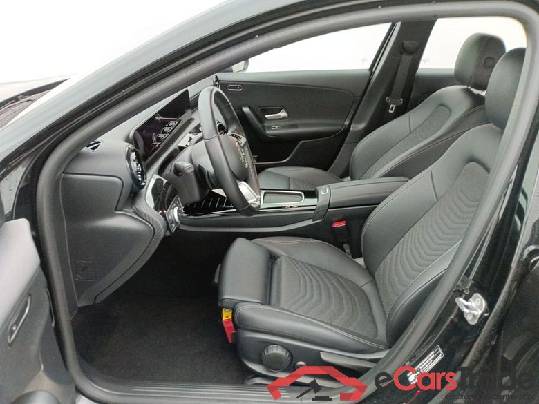 MERCEDES CLASSE A (W177) A 180 136hp Business Line 5d #3