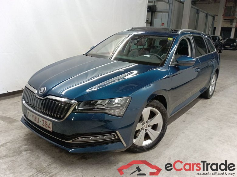 Skoda Superb Combi 1.4 TSI iV 160kW DSG6 Style 5d #1