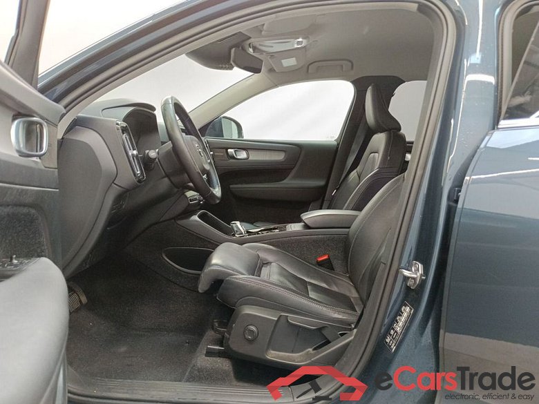 Volvo XC40 D3 Geartronic Inscription 5d #3