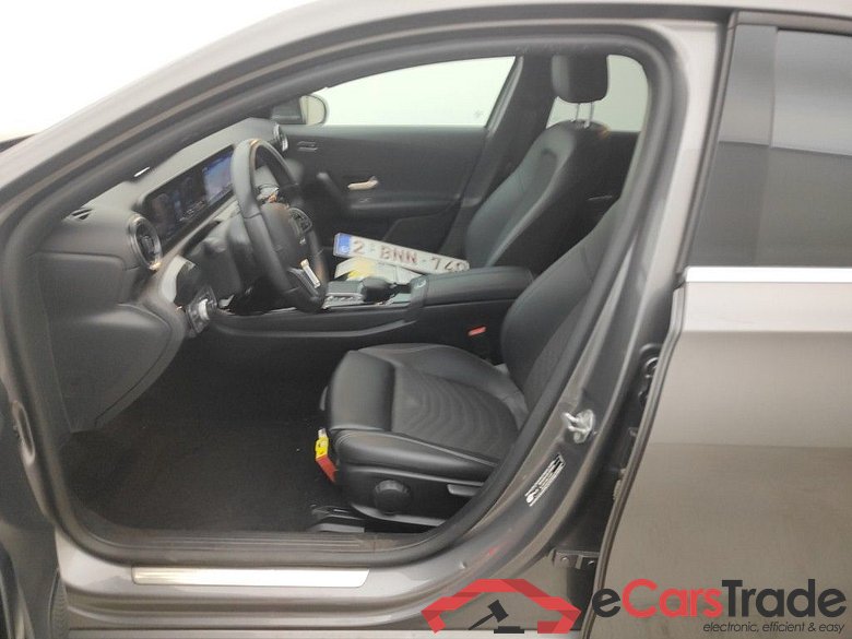 Mercedes-Benz A-Klasse Limousine A 180d Business Solution Aut. 4d #3