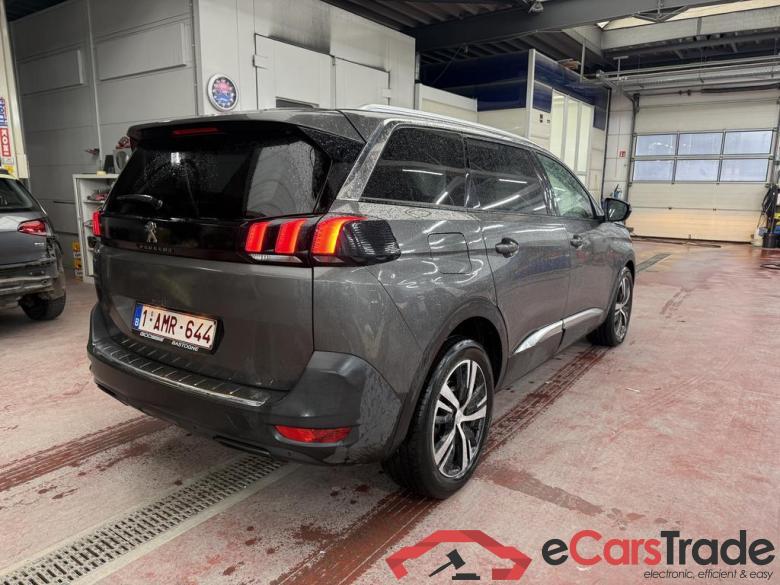 PEUGEOT SUV 5008 1.2 PureTech Allure #4 PEUGEOT SUV 5008 1.2 PureTech Allure #4