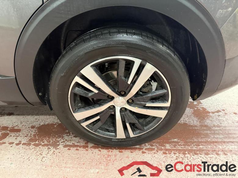 PEUGEOT SUV 5008 1.2 PureTech Allure #6 PEUGEOT SUV 5008 1.2 PureTech Allure #6