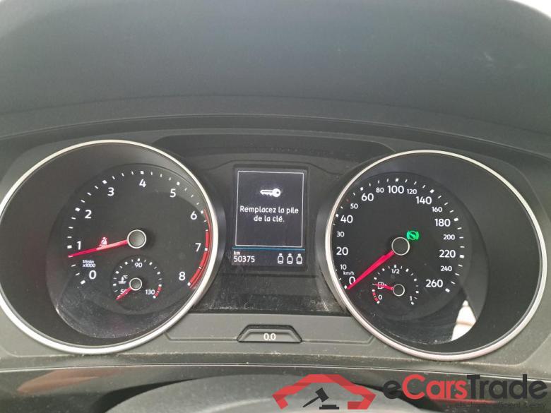 VOLKSWAGEN Tiguan / 2016 / 5P / SUV 1.5 TSI 150 EVO DSG7 Confortline #6 VOLKSWAGEN Tiguan / 2016 / 5P / SUV 1.5 TSI 150 EVO DSG7 Confortline #6