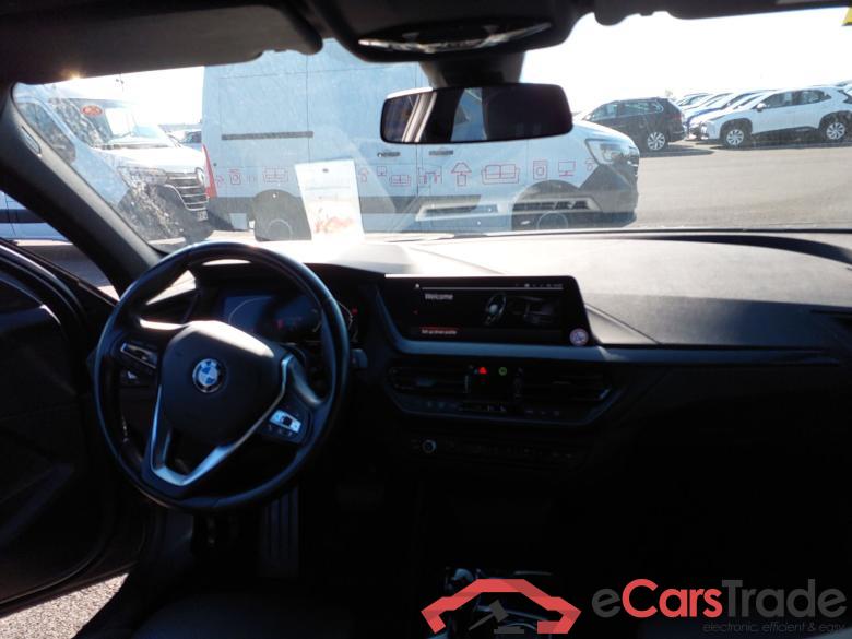 BMW Serie 1 118i iA 136ch Sport edition #4 BMW Serie 1 118i iA 136ch Sport edition #4