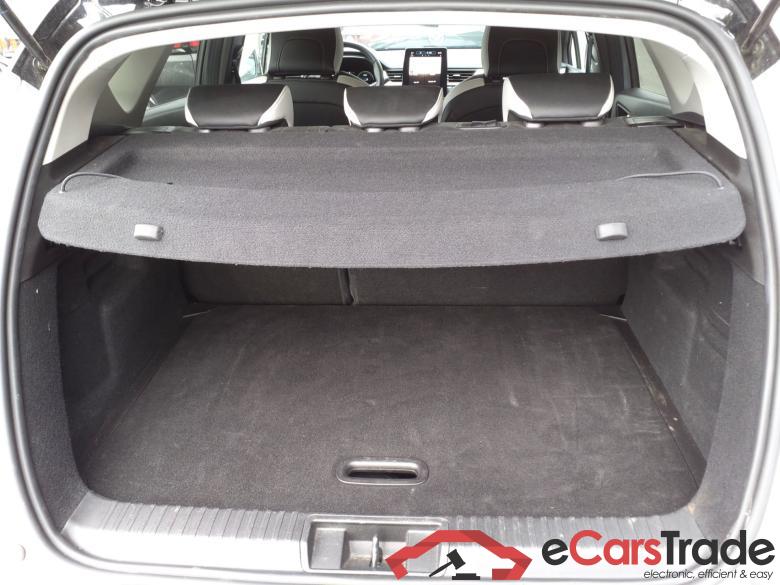 RENAULT Captur E-TECH 145 Techno BVA #2 RENAULT Captur E-TECH 145 Techno BVA #2