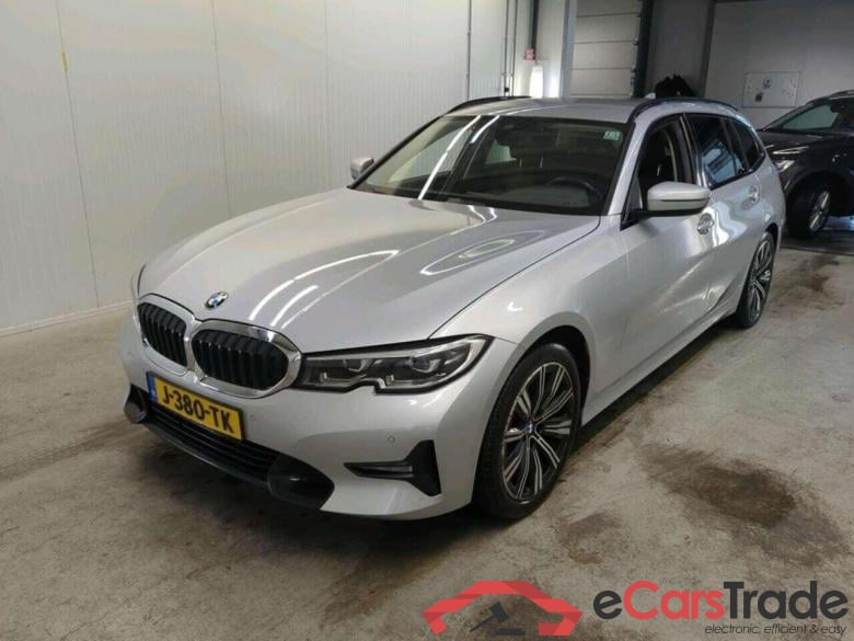 BMW 3-serie Touring 320i High Exe. Ed. BMW 3-serie Touring 320i High Exe. Ed.