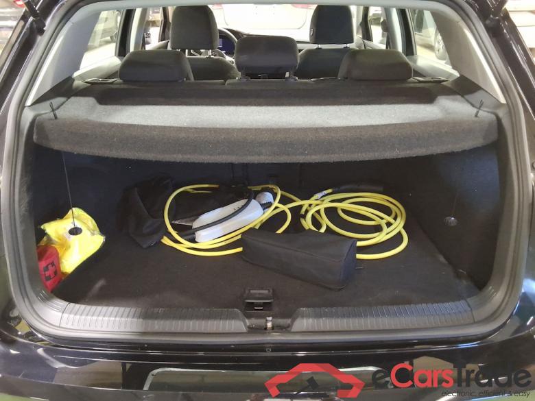 VOLKSWAGEN GOLF VIII 1.4 EHYBRID STYLE BUSINESS DSG #3 VOLKSWAGEN GOLF VIII 1.4 EHYBRID STYLE BUSINESS DSG #3