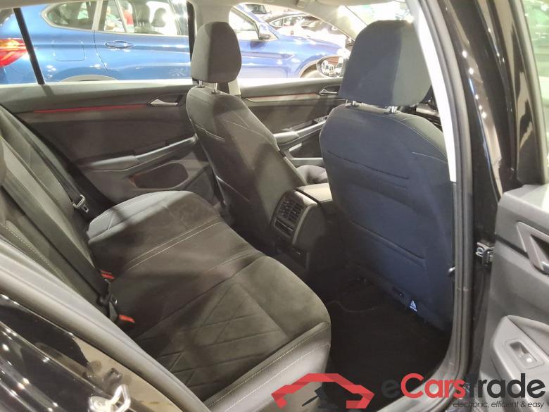 VOLKSWAGEN GOLF VIII 1.4 EHYBRID STYLE BUSINESS DSG #5 VOLKSWAGEN GOLF VIII 1.4 EHYBRID STYLE BUSINESS DSG #5