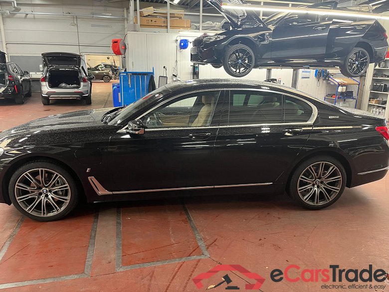 BMW 740e Plug-In Hybrid IPerformance Aut. Pano LED Head-Up Virtual Harman/Kardon Ambient Navi Sport-Leather Camera 360° KeylessGo Klima PDC ... #2
