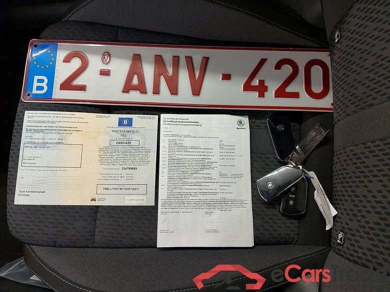 Skoda Octavia Combi 2.0 CRTDI 110kW DSG7 Clever+ 5d #4