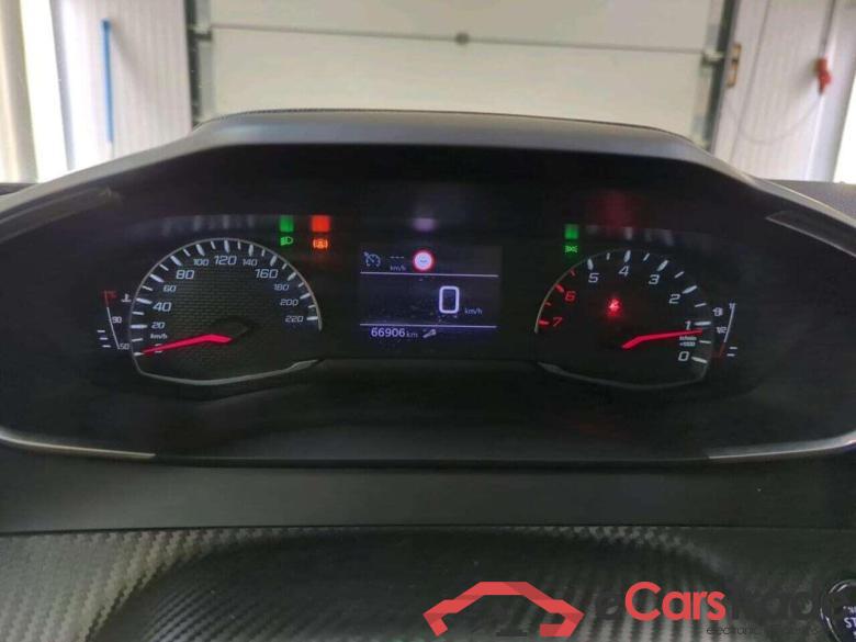 PEUGEOT 2008 1.2 PureTech Allure #4 PEUGEOT 2008 1.2 PureTech Allure #4