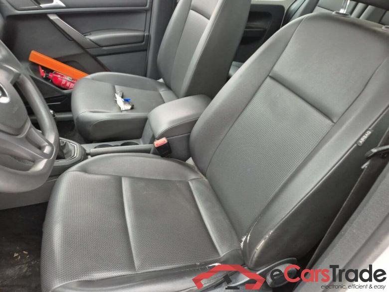 VOLKSWAGEN CADDY LIFE 1.4 TGI CONCEPTLINE #4