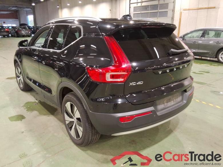 VOLVO XC40 1.5 T5 PHEV Recharge Pro DCT STOCK #2