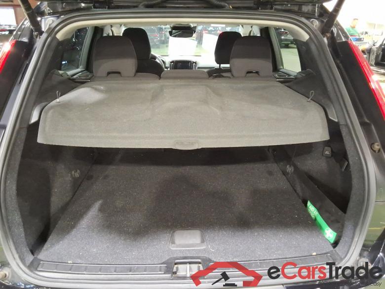 VOLVO XC40 1.5 T5 PHEV Recharge Pro DCT STOCK #3