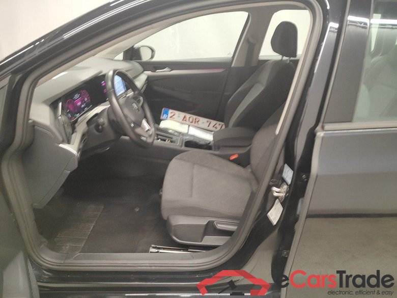 Volkswagen Golf Variant VIII 2.0 TDI 85kW DSG Life 5d #3