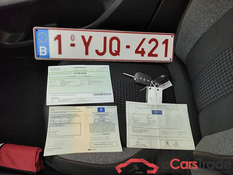 Peugeot 5008 1.5 BlueHDi 96kW S&S EAT8 Active 5d #4