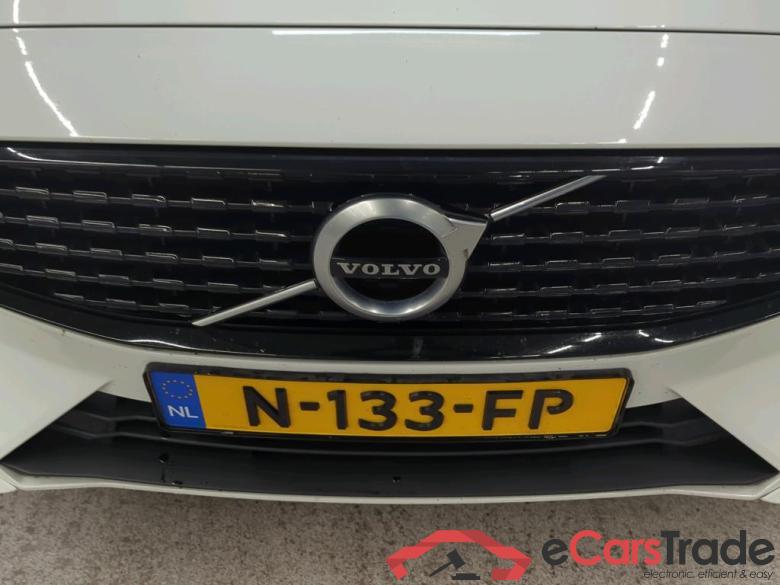 Volvo V60 B3 Automaat Momentum Advantage 5d #5