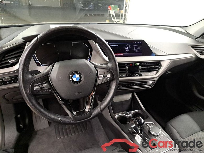 BMW 1 Reeks Hatch 116dA (85 kW) 5d #6