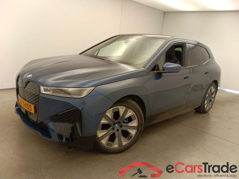 BMW IX 72 kWh xDrive40 (240 kW) 5d