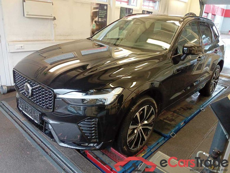 Volvo XC60 (03.2017->) DE - SUV5 B5 (Benzin) AWD EU6d, Ultimate Dark Mild-Hybrid (EURO 6d), (Facelift) #1