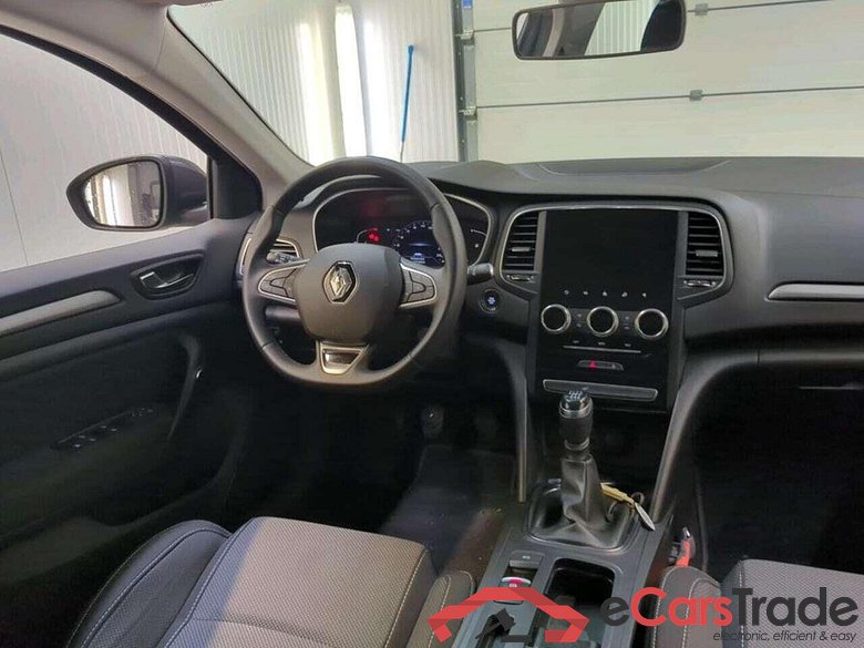 RENAULT Mégane Estate 1.3 TCe140 Equilibre #3