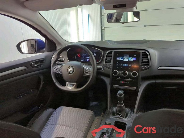 RENAULT Mégane Estate 1.3 TCe140 Equilibre #3