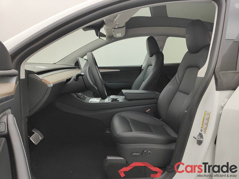 Tesla Model Y Performance Dual Motor AWD 5d #3