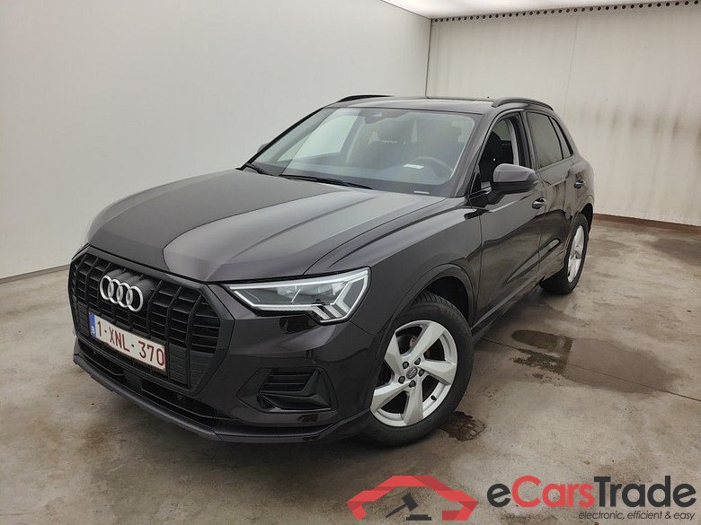 Audi Q3 35 TDI S tronic Advanced Business Editio 5d