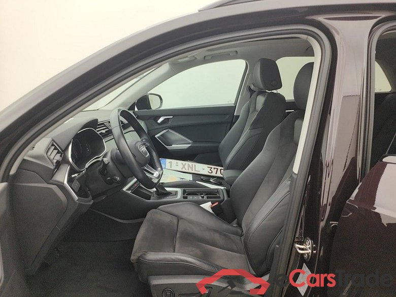 Audi Q3 35 TDI S tronic Advanced Business Editio 5d #3