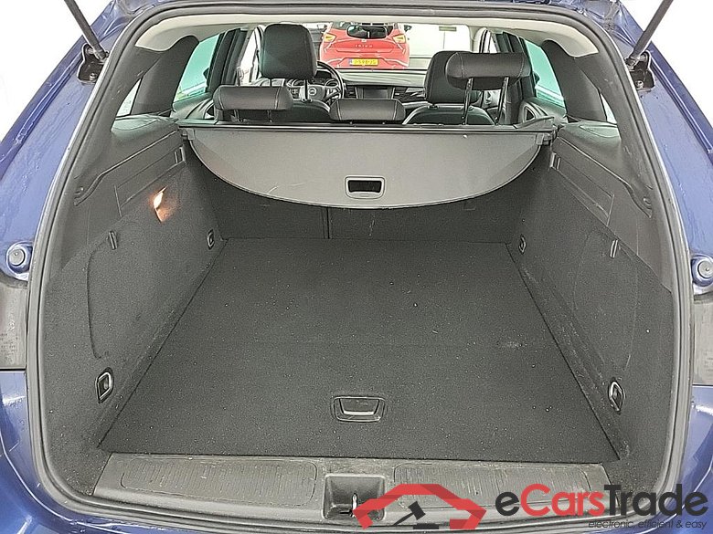 OPEL Astra Sports Tourer 1.2 turbo 81kW Design & Tech 5D #5