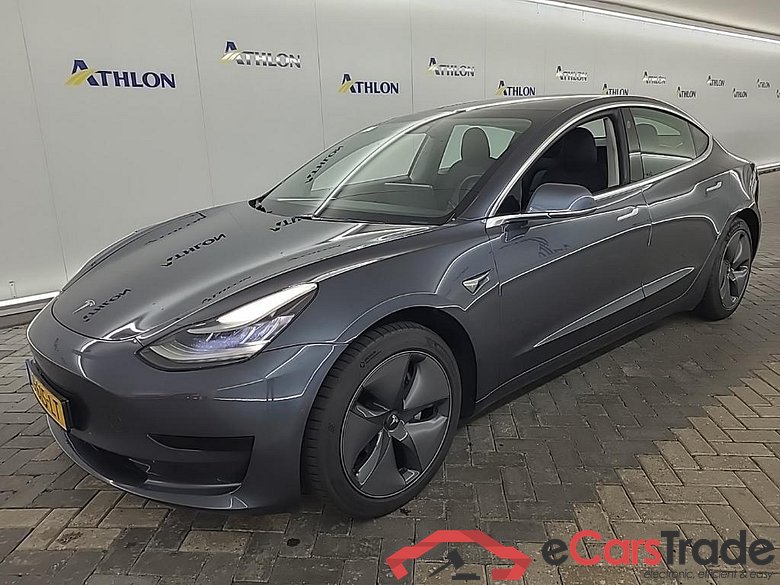 Tesla Model 3 Standard Range Plus RWD 4D 225kW