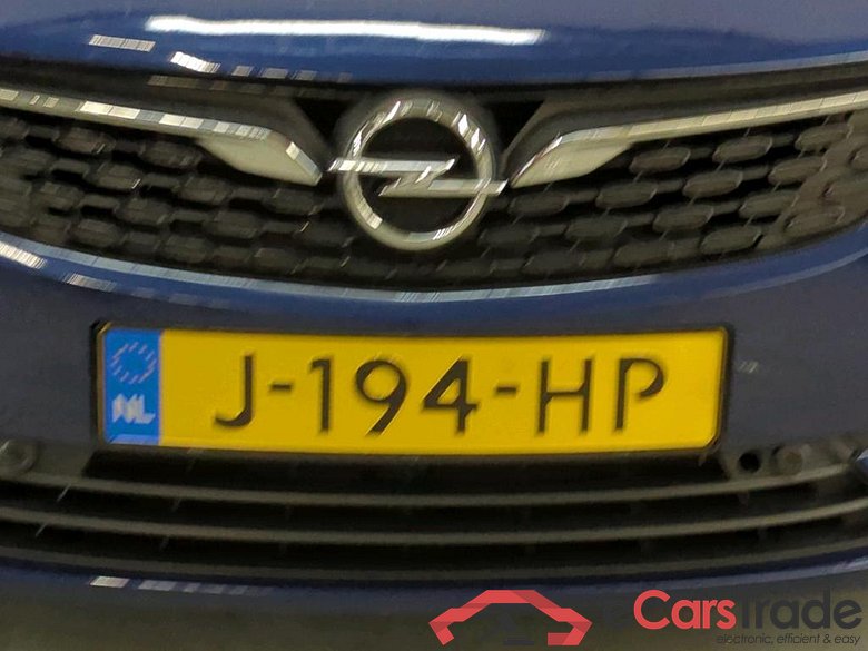 Opel Astra 1.2 turbo 96kW Business Executive 5d #5