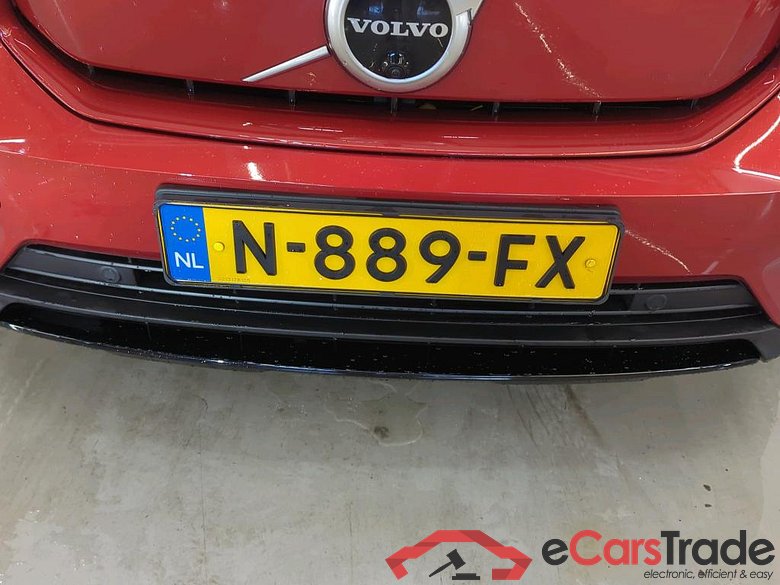 Volvo XC40 Recharge P8 AWD 5d #5