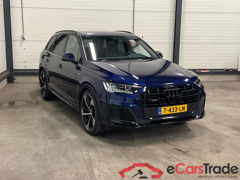 AUDI Q7 55 TFSI e q Pro L S #2