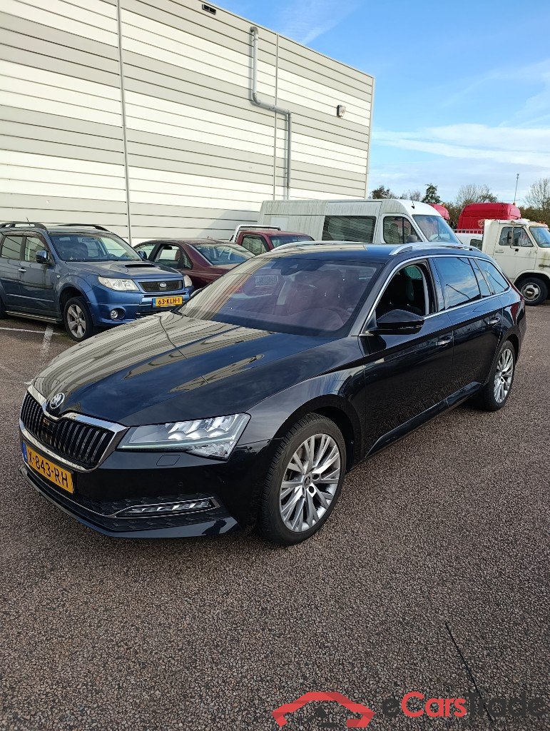 SKODA Superb Combi 1.5 TSI Bns Ed. Plus