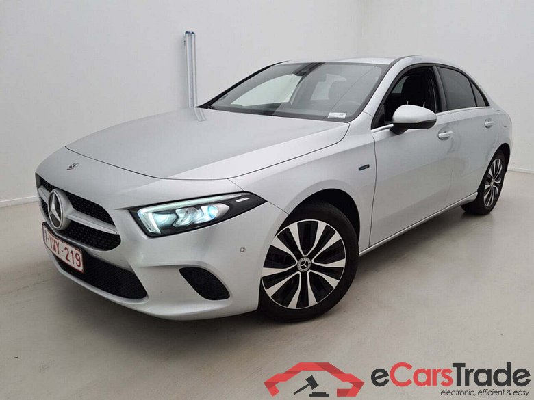 MERCEDES-BENZ A-KLASSE SEDAN 250E BUSINESS SOLUTION DCT #1
