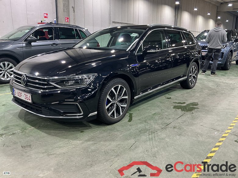 VOLKSWAGEN PASSAT VARIANT GTE - 2020 1.4 TSI PHEV GTE Business DSG #1