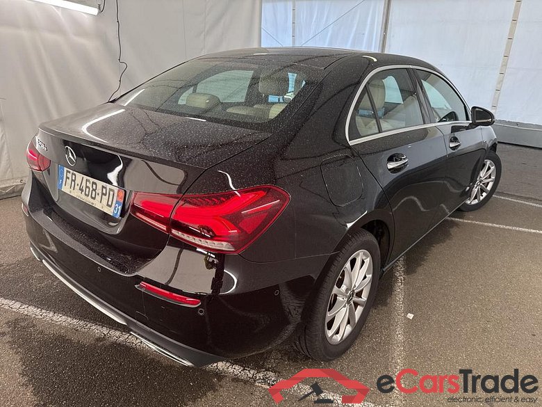 MERCEDES-BENZ Classe A Berline / 2018 / 4P / Berline A 250 e Progressive Line 8G-DCT #3