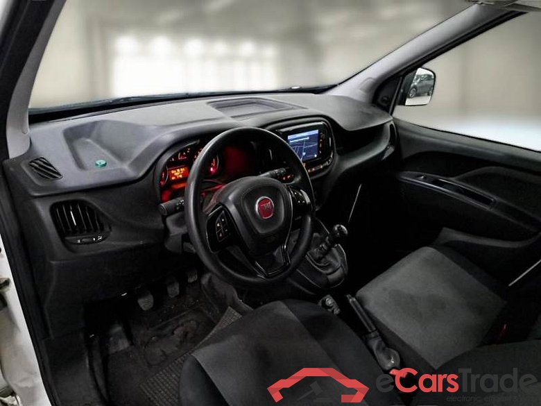 FIAT DOBLÒ CARGO / 2014 / 4P / VETT. FURGONATA CH1 LOUNGE 1.6 MJET 105CV E6D-F SeS #3