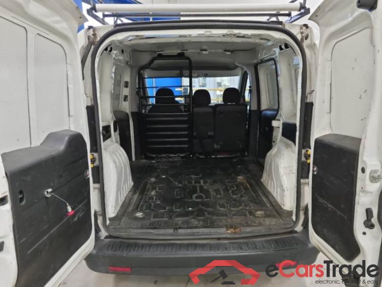 FIAT DOBLÒ CARGO / 2014 / 4P / VETT. FURGONATA CH1 LOUNGE 1.6 MJET 105CV E6D SeS #5