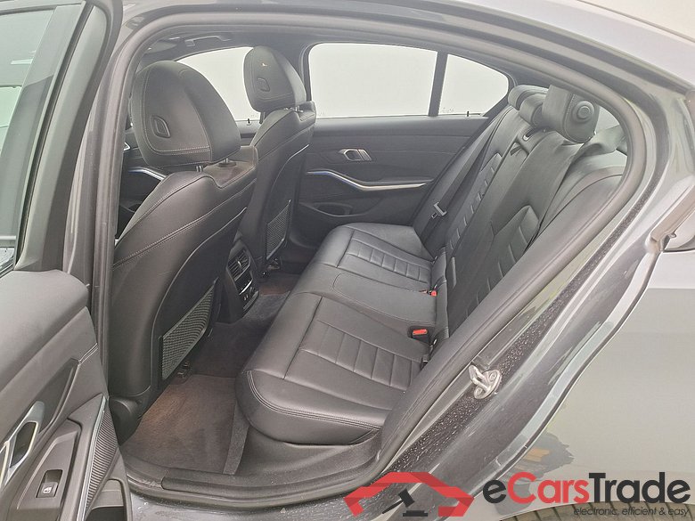 BMW, 3-serie '18, BMW 3 Reeks Berline 330e (215 kW) 4d #4