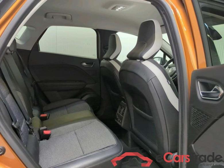 RENAULT Captur 1.3 TCe Intens #6