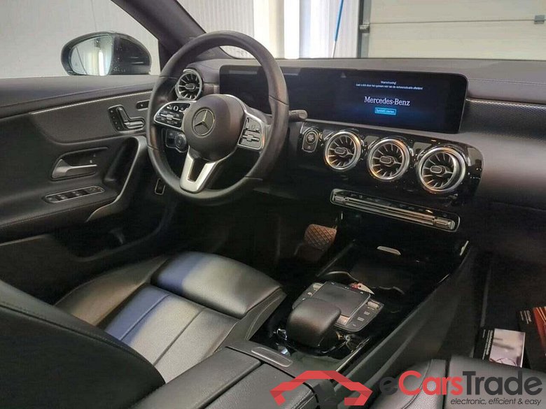 MERCEDES-BENZ CLA-klasse 180 Bns Sol. Luxury #3